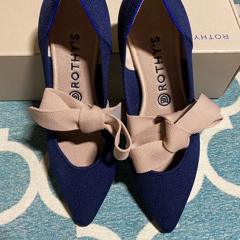 Rothy's Navy and Beige Flats with Bow